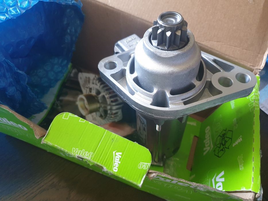 Nowy rozrusznik oryginalny Valeo VW Golf Audi A3