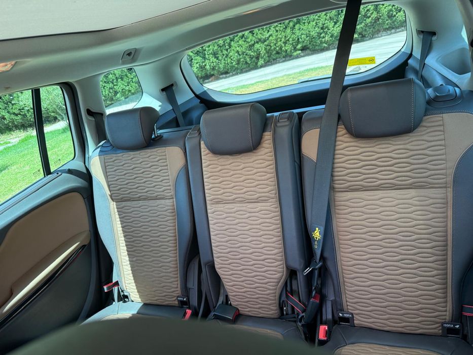 Opel Zafira 7 lugares