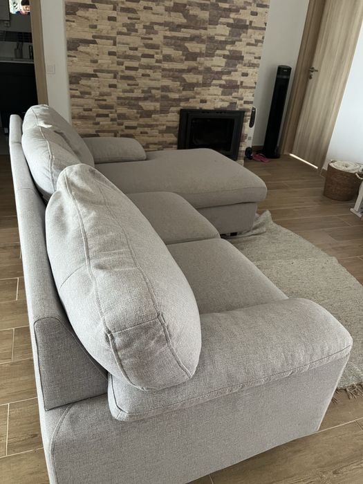 Sofá chaise-longue JYSK cinzento – 3 lugares