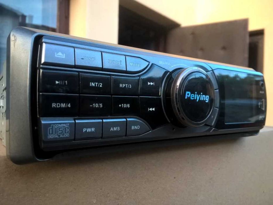 Radio Peiying PY8228U 4x45W CD/AUX/USB/SD/SubwRCA MP3/WMA ID3TAG EQ