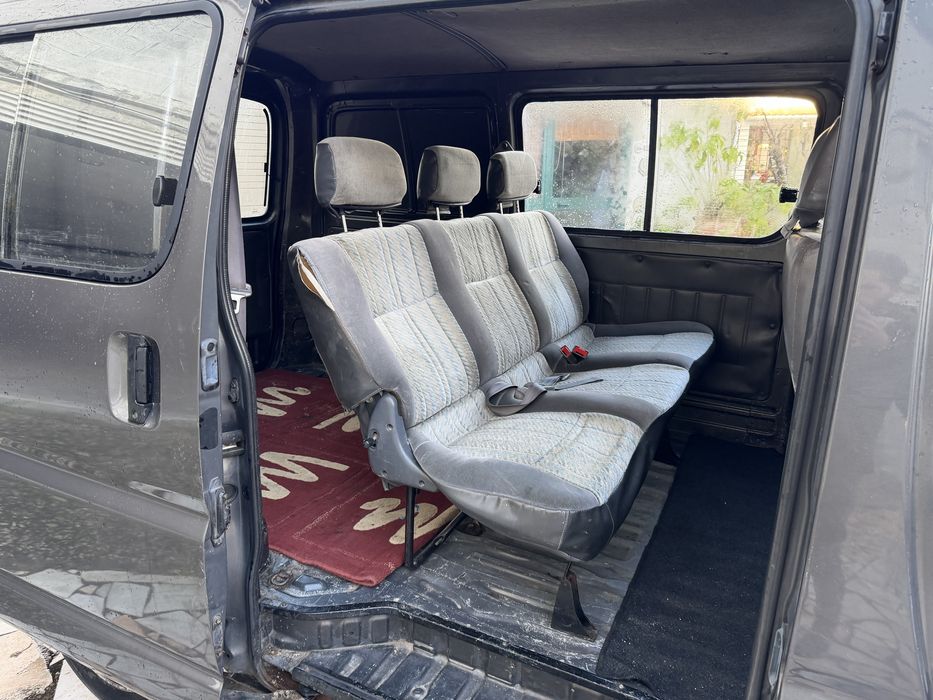 Toyota Hiace 2.4D 98