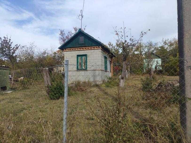 Продам дачну ділянку в 5,6 соток землі з кадастровим номером в Харкові