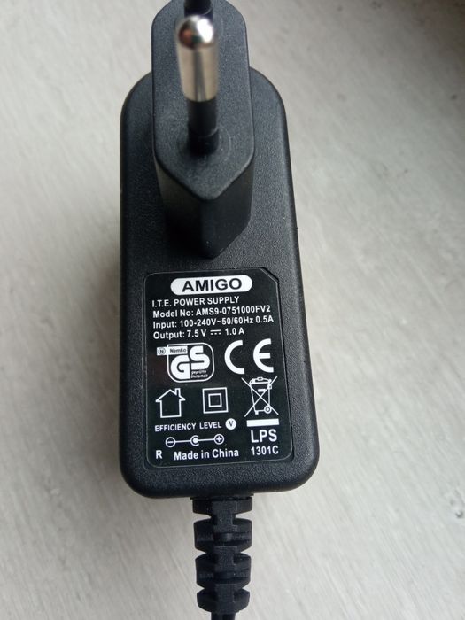 Блок питания 7.5V-1.0A