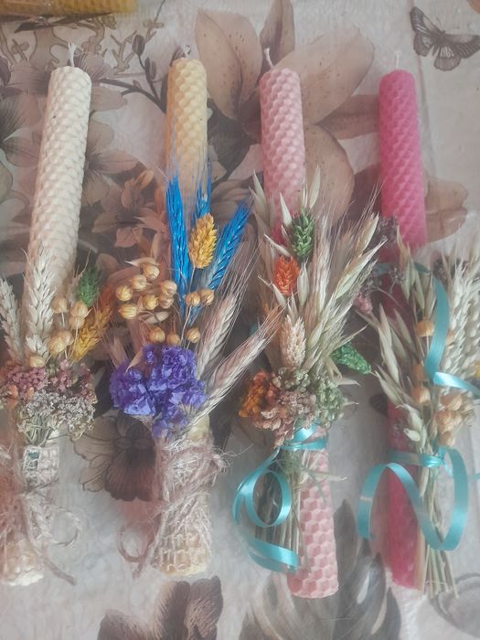 Воскові стрітенськи свічки