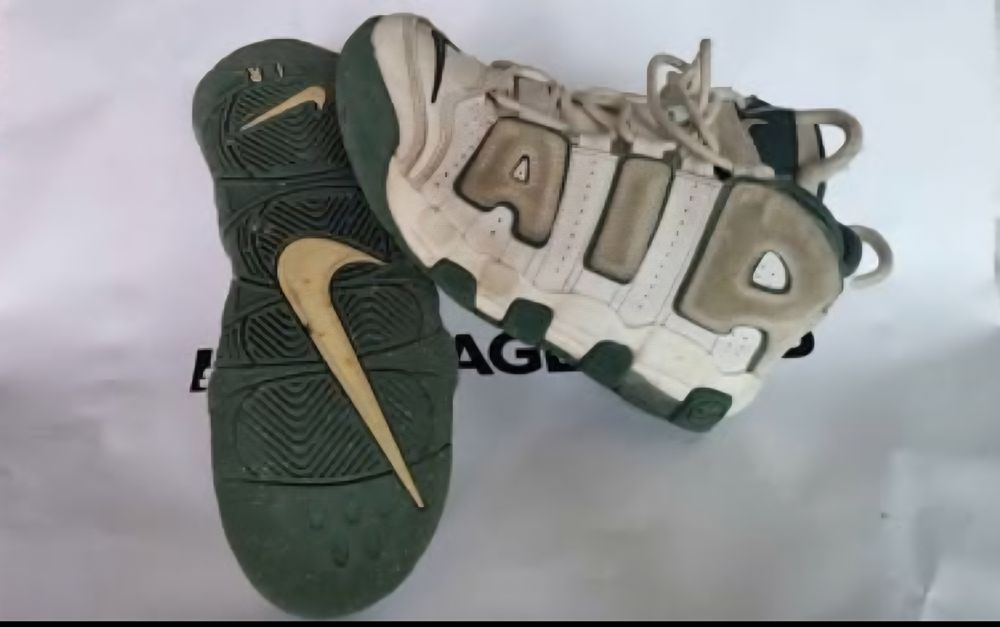 Sapatilha Bota Nike Air more criança T35