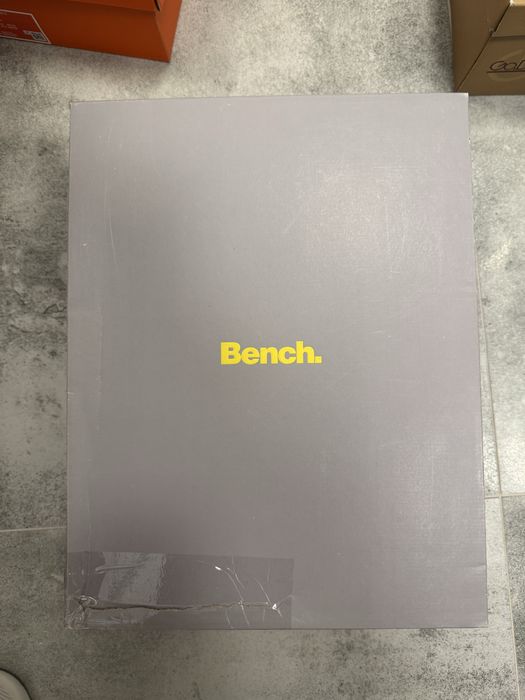 Buty Bench 42 rozmiar