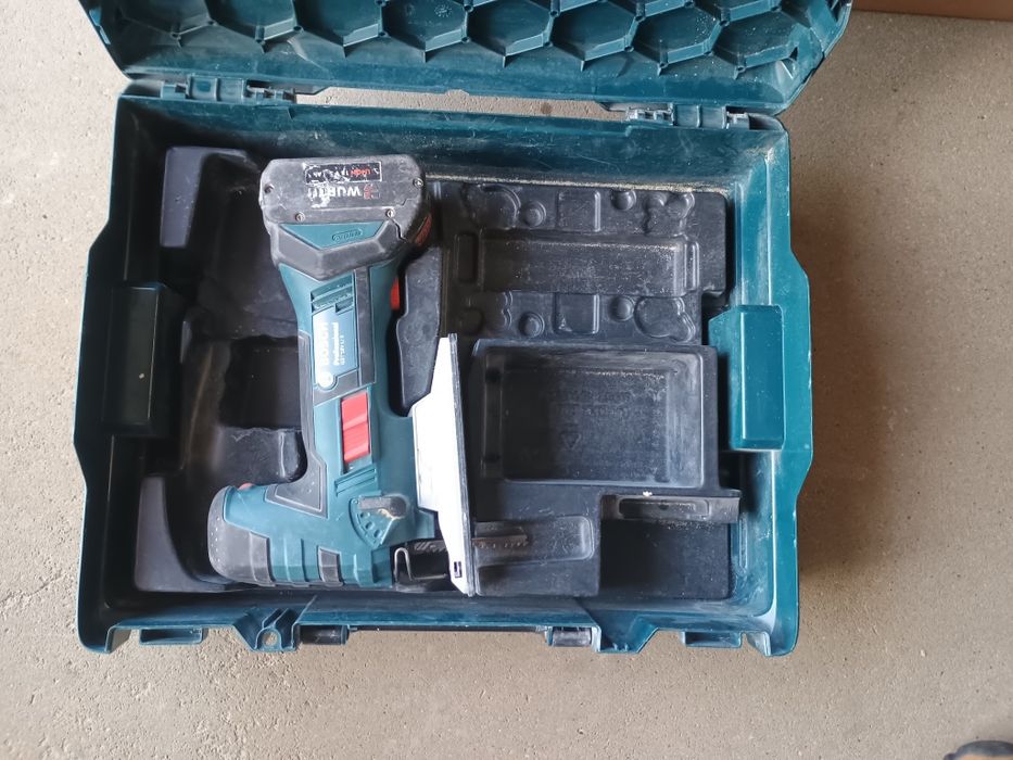 Wyrzynarka akumulatorowa Bosch GST 18V -Li  S + aku 5,0 ah + L-boxx