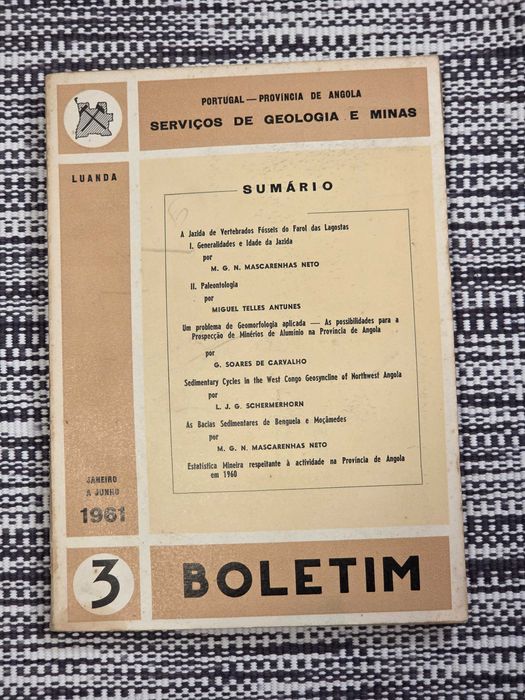 Conjunto de onze livros da Província Ultramarina de Angola