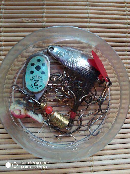 Stare haczyki na ryby