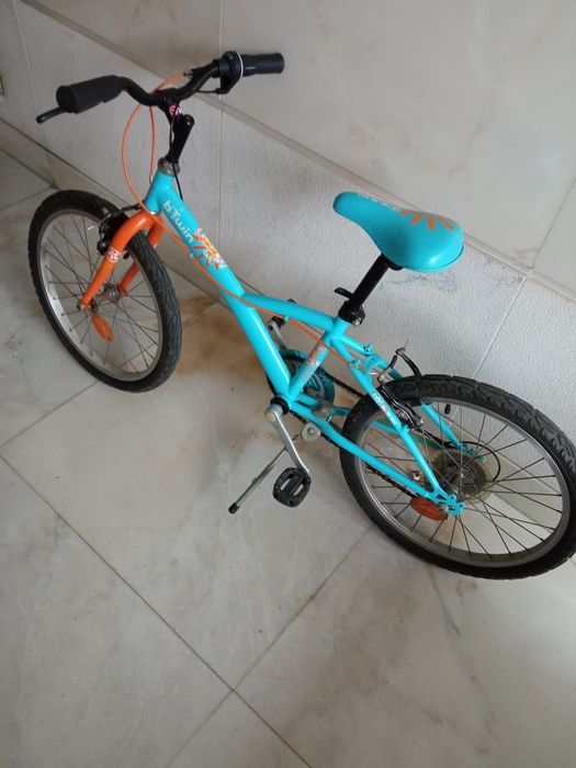 Bicicleta criança impecável