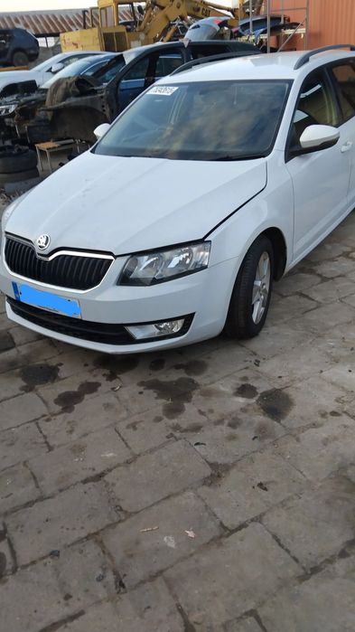 Maska zderzak błotnik drzwi Skoda octavia 3 LS9R