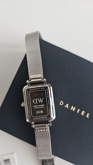 Daniel Wellington Quadro Pressed Sterling  годинник абсолютно новий, повний комплект