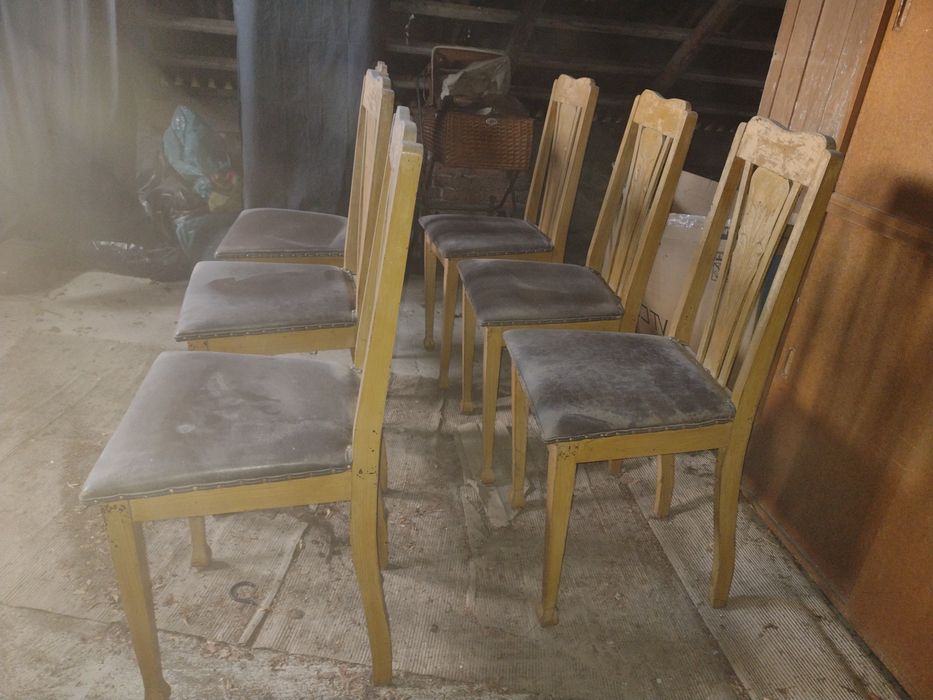 Stare krzesła lata 50.