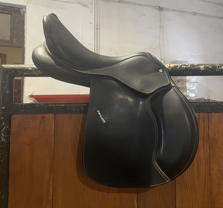 Siodło Wintec 500 Jump 17,5"