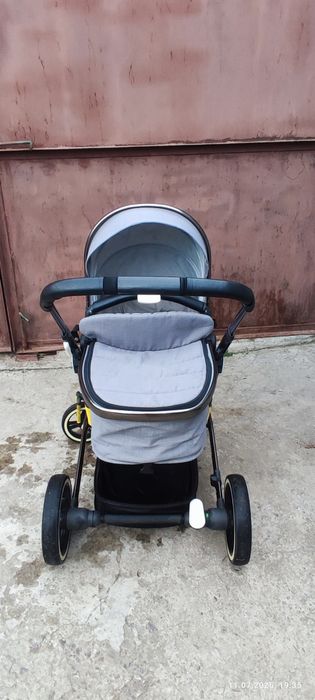 Продам коляску  по всем вопросам звоните