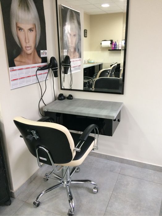 Sprzedam nakłady na lokal - salon fryzjerski