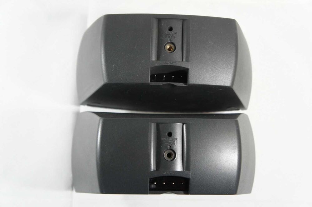 Colunas satélites BOSE 321 (excelente estado de conservação)