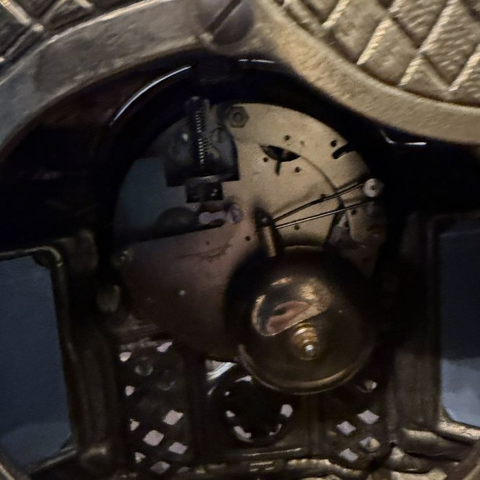 Годинник з канделябрами бронза антикваріат з Європи