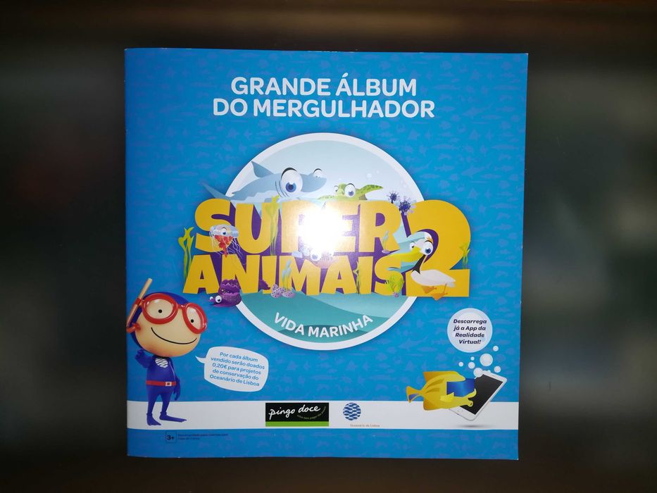 Lote de 484 cromos mais óculos da coleção Super Animais 2-Vida Marinha