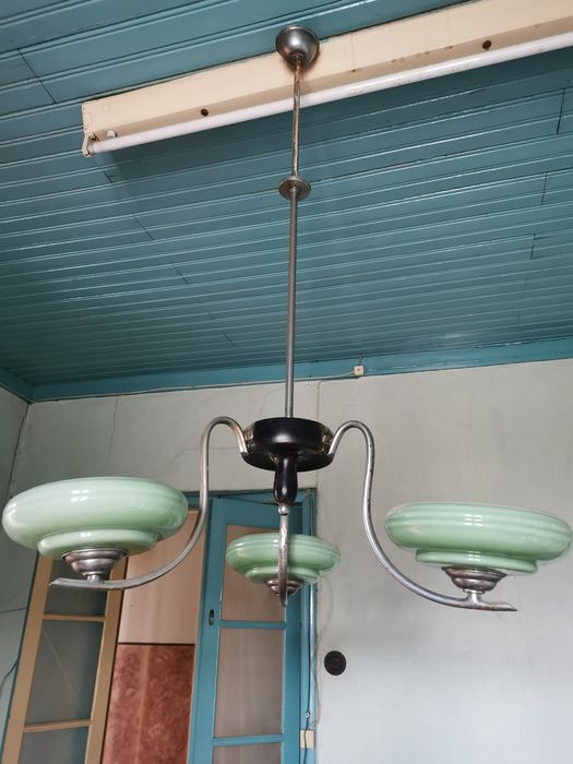 Candeeiro tecto muito antigo em ferro