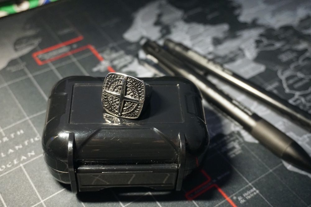 Anel Compass, Aço Inoxidável
