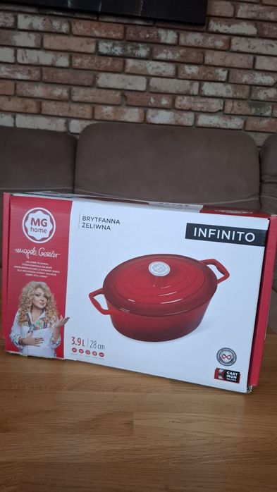 Żeliwna brytfanna  Infinito