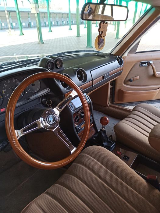 Auto do ślubu/teledysku - Mercedes W123 (Beczka)