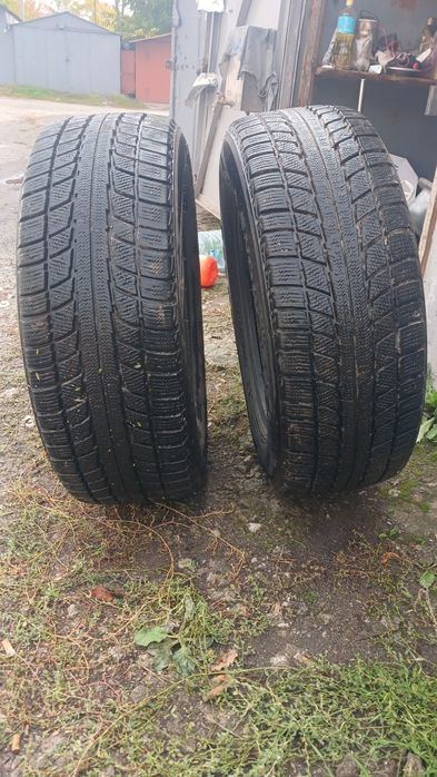 Продам зимние шины Пара.