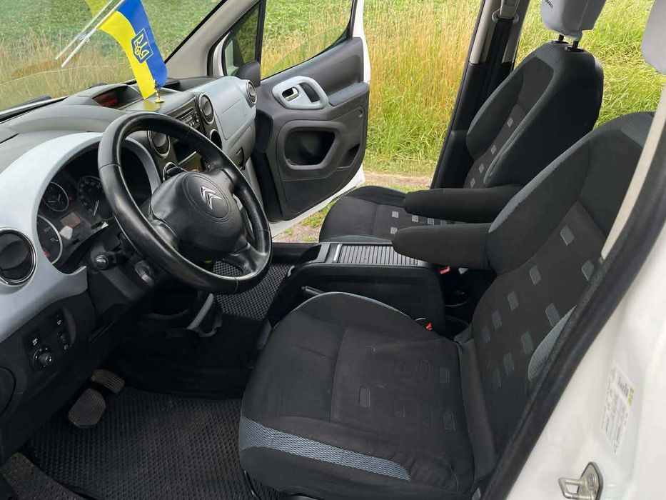 Продам автомобіль Citroen Berlingo