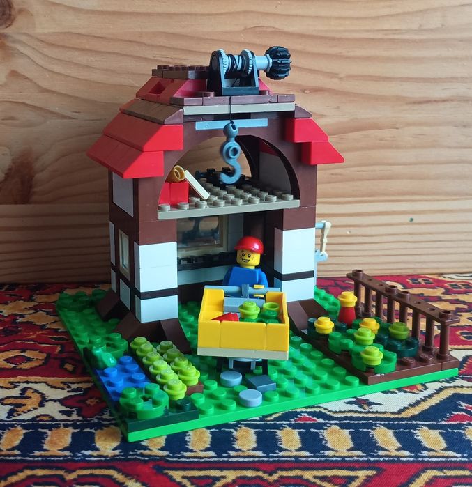 Lego Creator Domek na Drzewie 31010 3w1