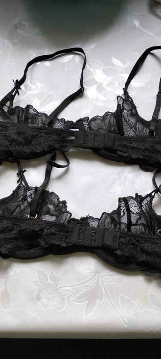 Biustonosze 75 A H&M