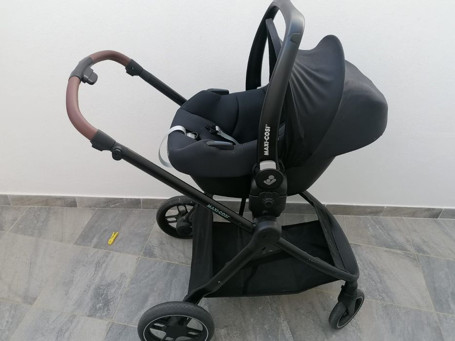 Carrinho de bebé 3 em 1