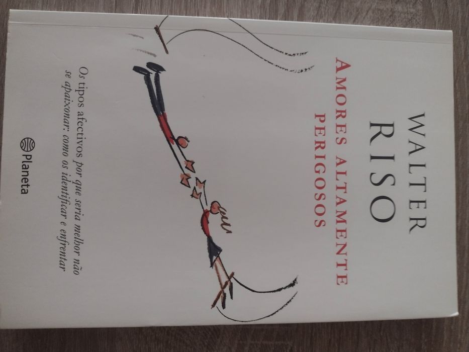 Livro Amores altamente perigosos