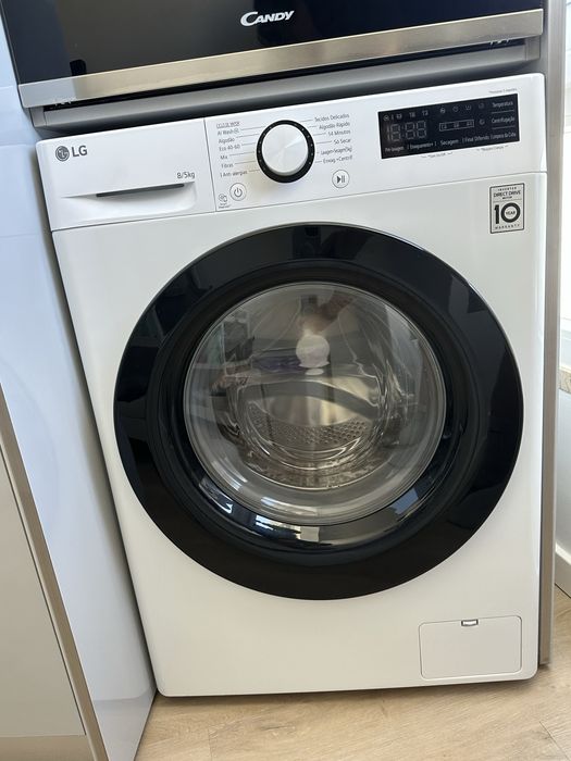 Maquina de Lavar e Secar Roupa LG (5/8kg) Branco