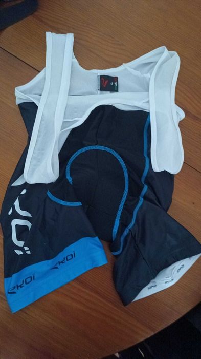 Calções de ciclismo