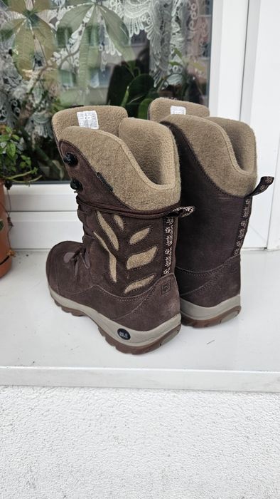 Trapery turystyczne zimowe Jack Wolfskin roz 40