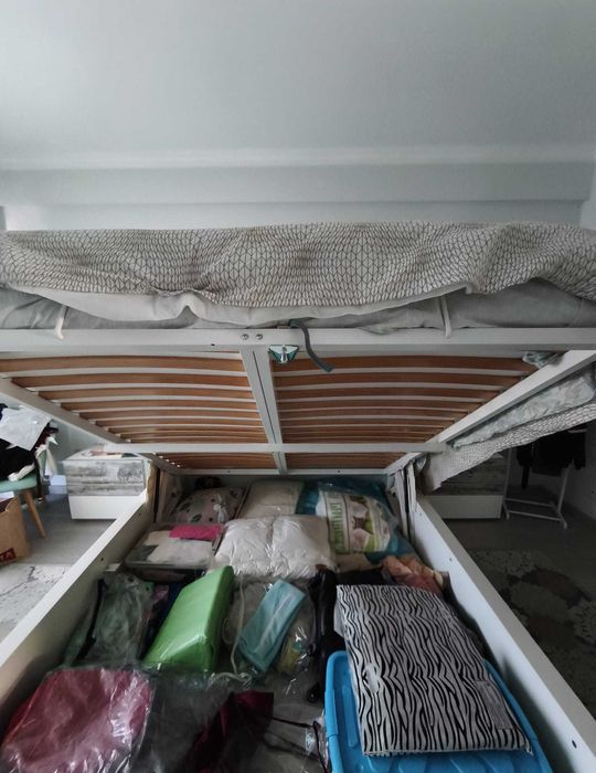 Cama Casal - Sommier IKEA Estrutura cama c/arrumação