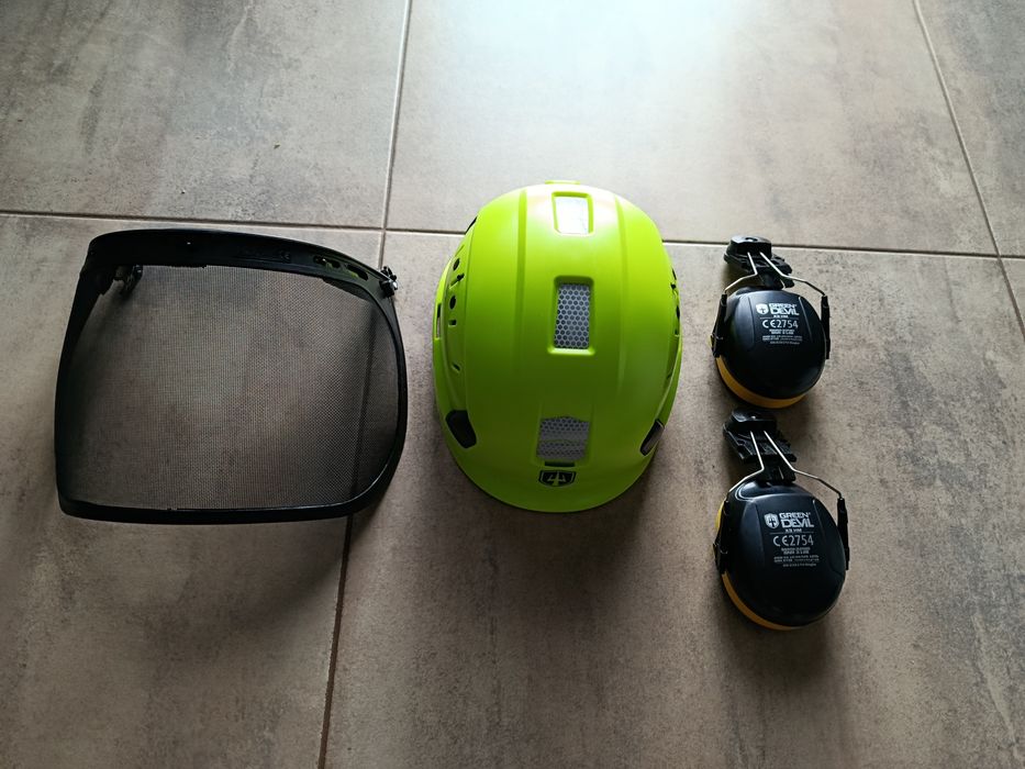 Kask Ochronny GREEN DEVIL 3w1 z Wentylacją Ochroną Słuchu i Twarzy