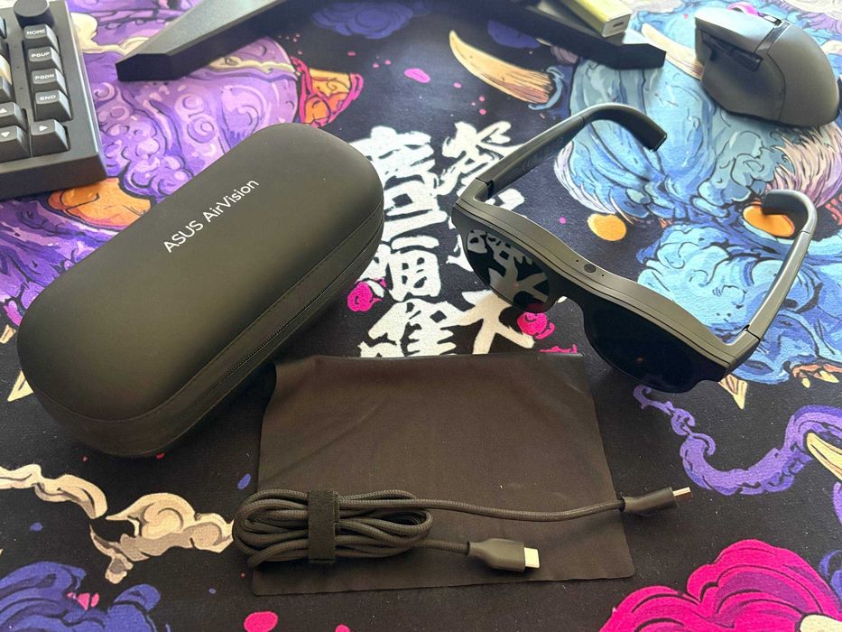 ASUS AirVision M1