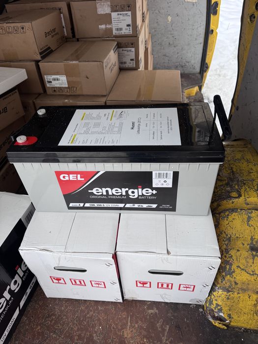 Акумулятор гелевий тяговий для дбж з Румунії 220а 60кг є опт батерея