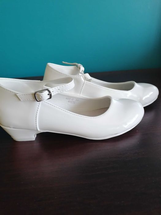 Buty baleriny na komunię białe na opcasie rozmiar 34