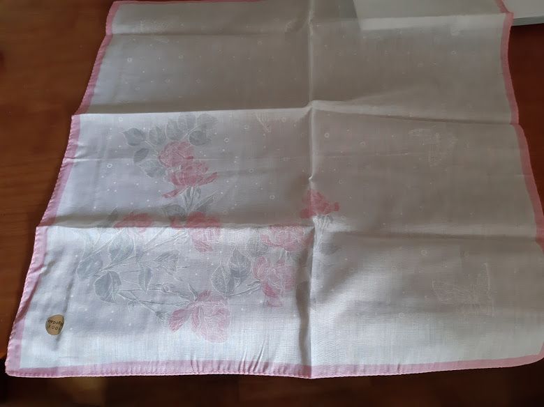 Lenços da mão NOVOS