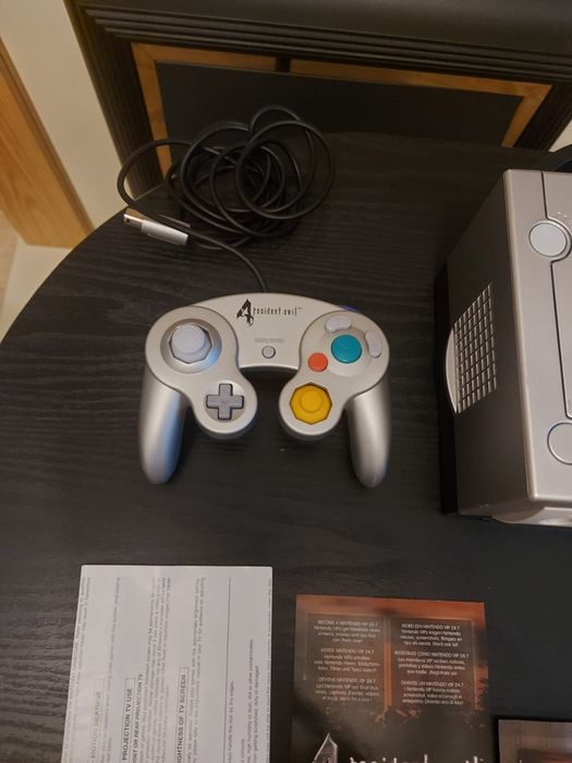 Nintendo gamecube resident evil limited edition