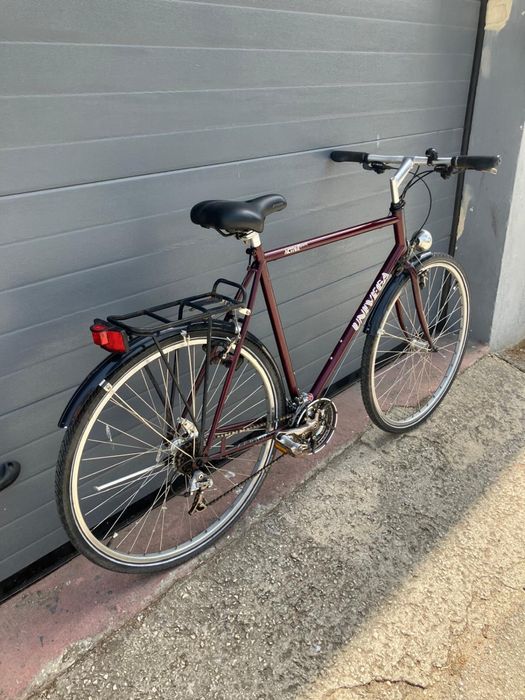 Bicicleta trekking univega roda 700