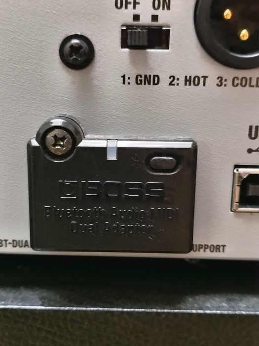 Piec Combo Boss KTN-110B KATANA BASS 110, bluetooth, footswitch.