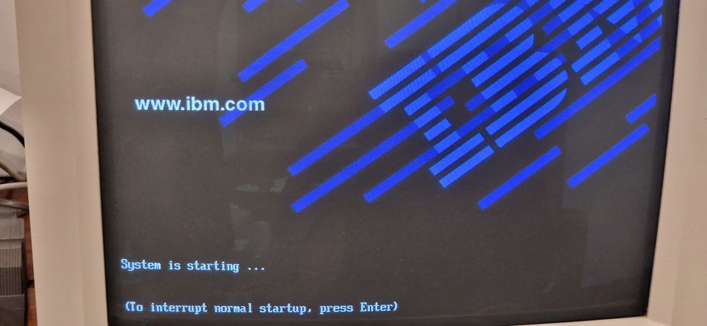 Computador da marca IBM