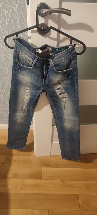 Klasyczne spodnie jeansowe Zara r.34