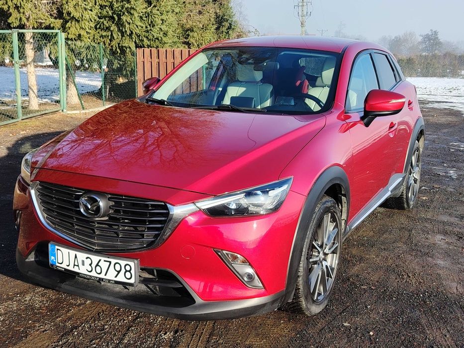 Sprzedam Mazdę CX3 niski przebieg
