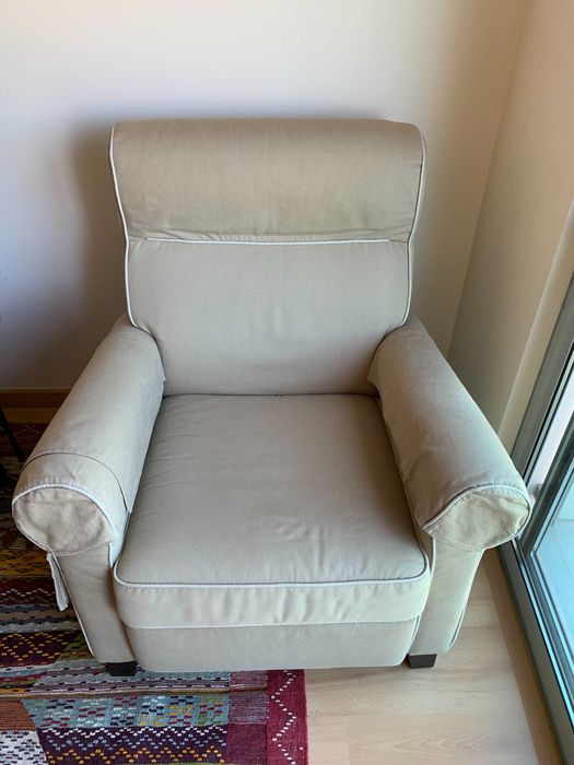 Poltrona reclinável Muren