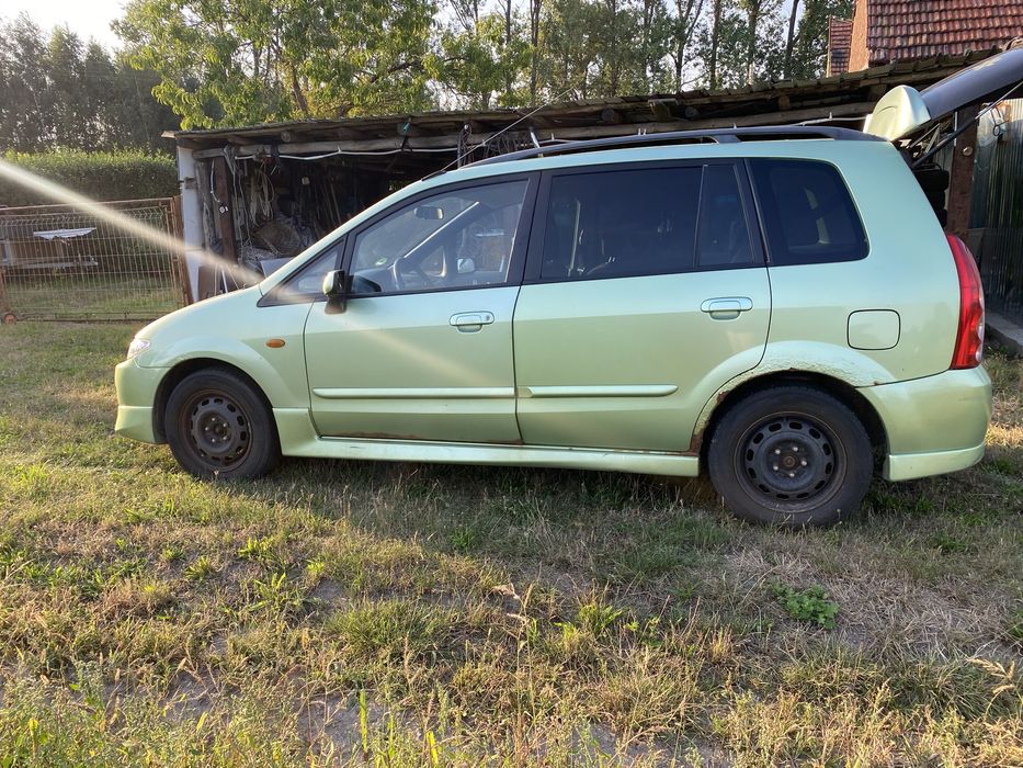 MAZDA Premasy 2.0 бензин/ фари
